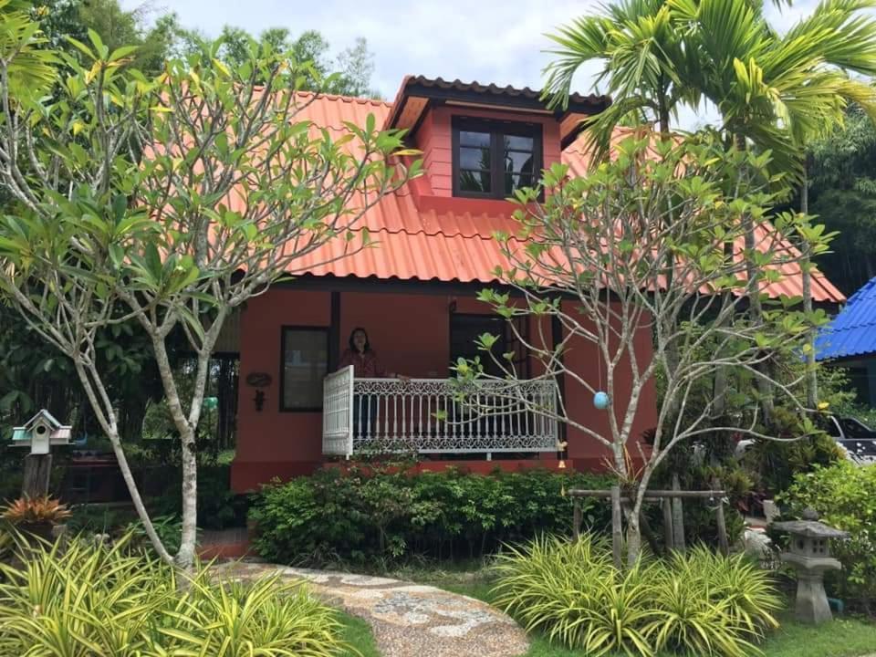Ya Teng Homestay Ban Tha Sai Bagian luar foto