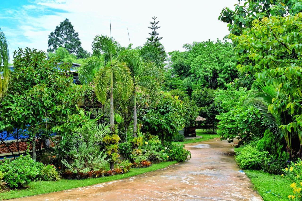 Ya Teng Homestay Ban Tha Sai Bagian luar foto